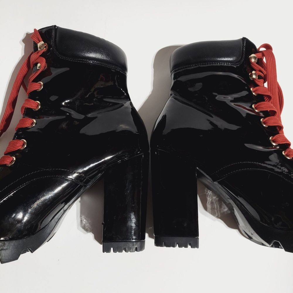 Forever 21 Chunky Heel Boots Shiny Black Red Laces Size 7.5 Lace Up - Picture 2 of 12